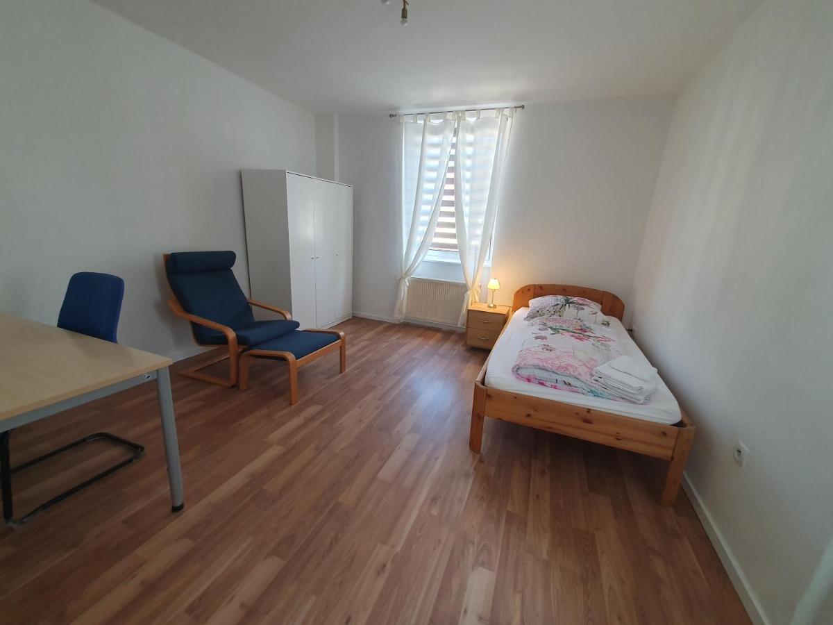 Privatzimmer An Der Uniklinik Mainz Exterior foto