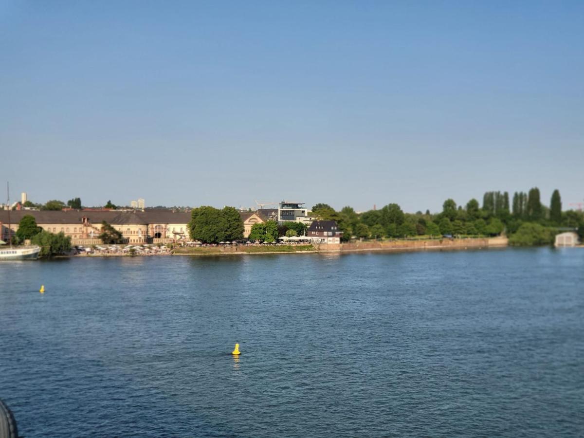 Privatzimmer An Der Uniklinik Mainz Exterior foto